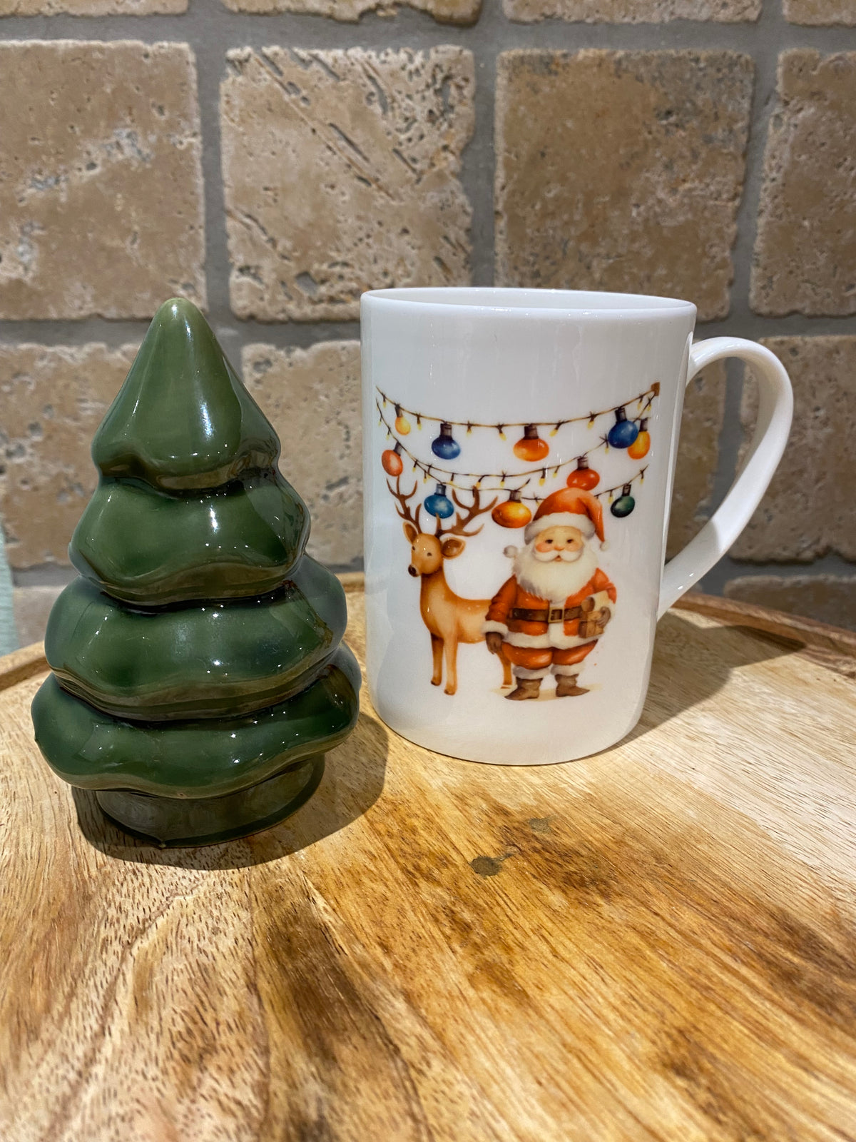 Atgofion Y Nadolig Santa Mug